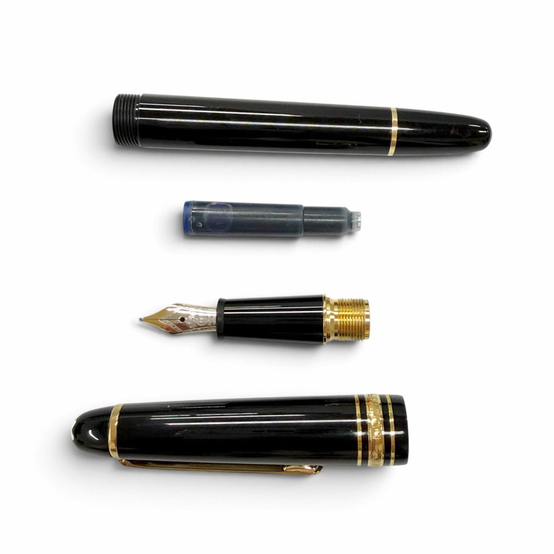 Great MONTBLANC fountain pen Meisterstück 145 Classic white star black 14K mens