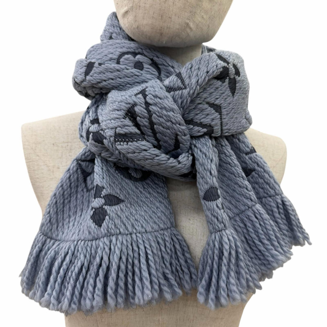 Great LOUIS VUITTON Scarf Escalp Logo Mania With fringe blue wool Women M75702