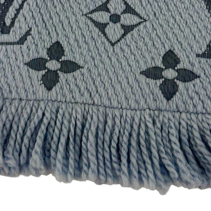 Great LOUIS VUITTON Scarf Escalp Logo Mania With fringe blue wool Women M75702