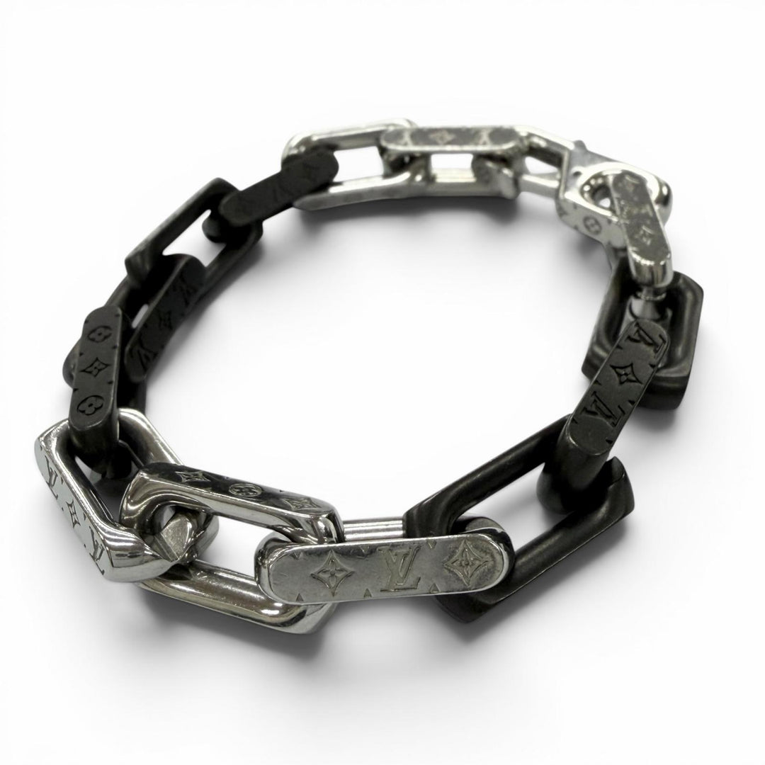 Great LOUIS VUITTON bracelet Monogram Chain Silver mens M M00686