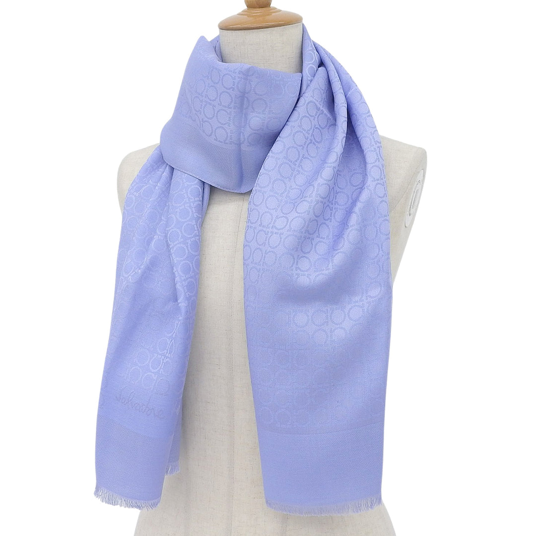Excellent Salvatore Ferragamo Stall GanciniPattern Light blue silk Women