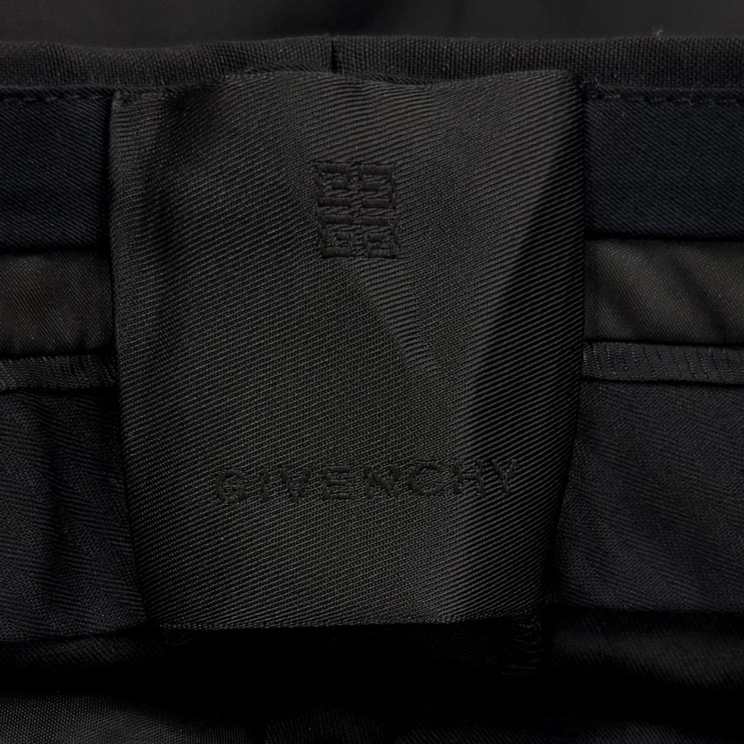 Pristine GIVENCHY Pants Slacks with chain detail black wool mens 44 BM50V813MP