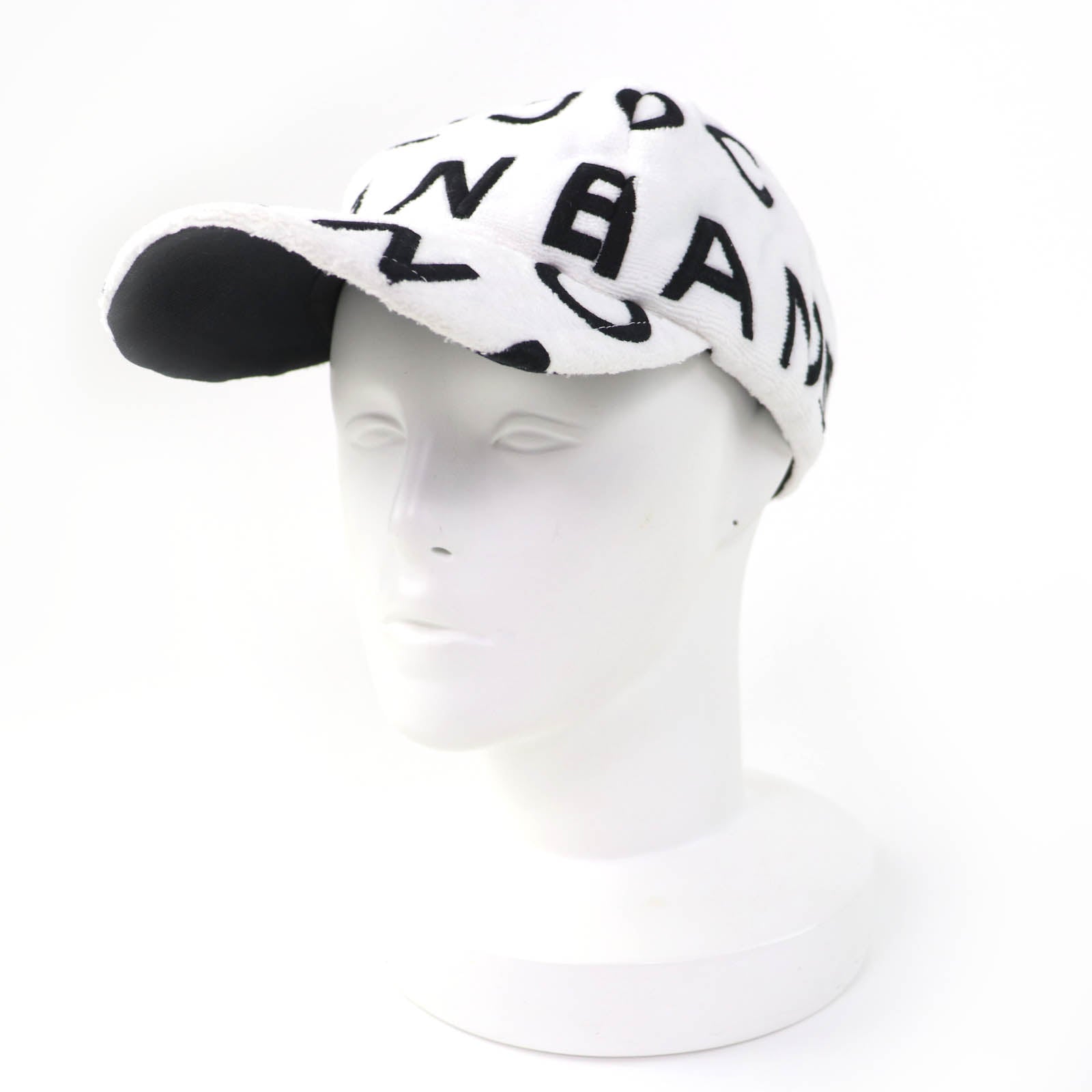 Excellent CHANEL cap COCO Mark Logo Design white cotton Women L