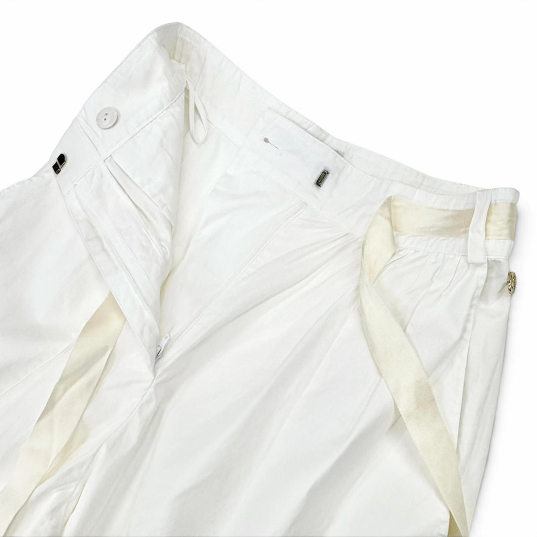 Discounted Great CHANEL Wide pants Front ribbon, ruffled hem design, white IT 38 P59372