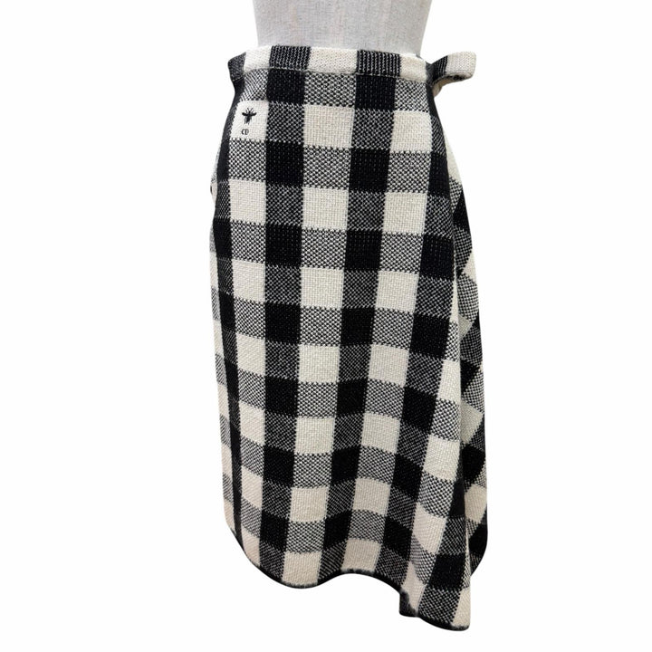 Pristine Christian Dior two-piece set BEE embroidered sleeveless knit/wrap skirt