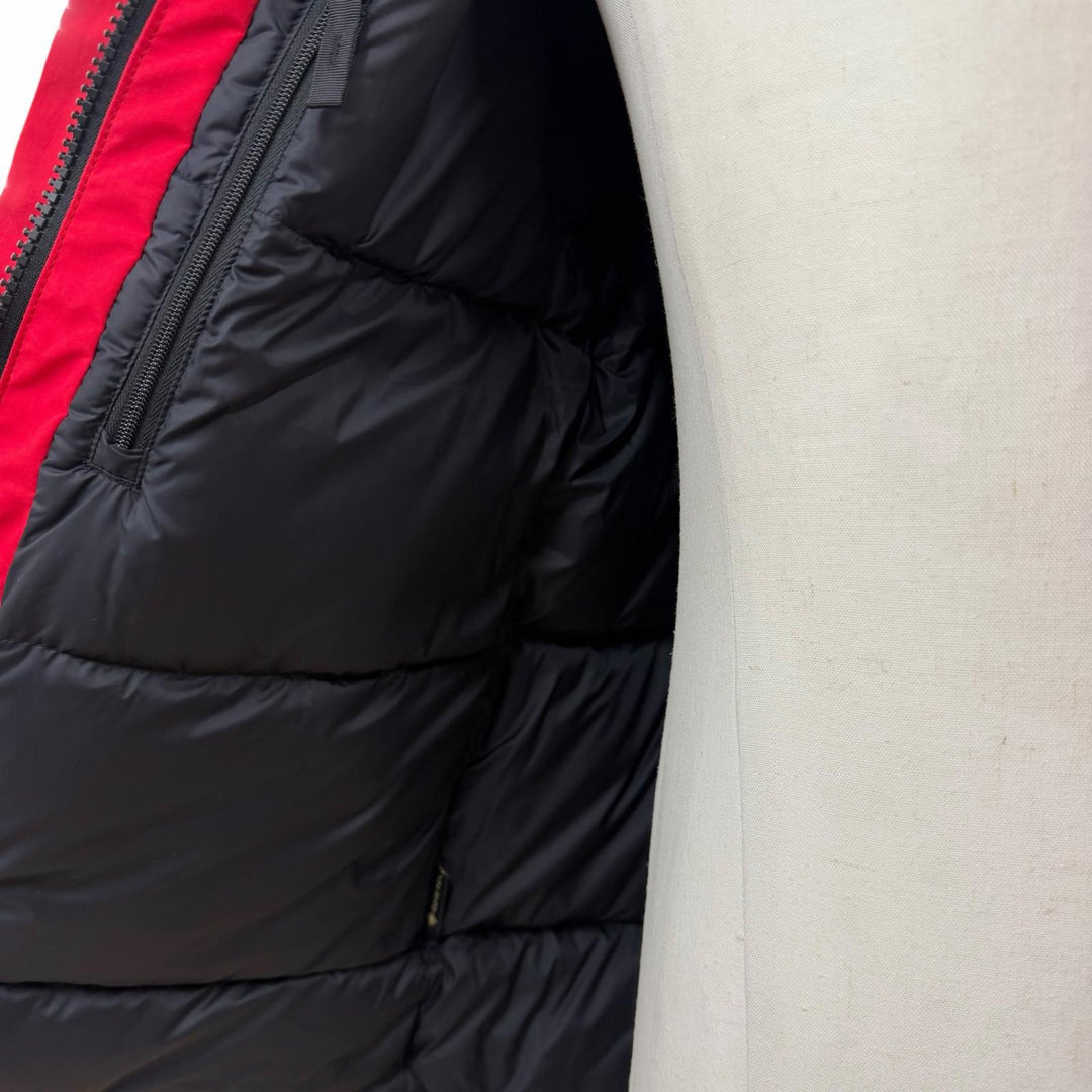 Pristine THE NORTH FACE Down jacket Mountain Down Jacket Red mens S ND92549