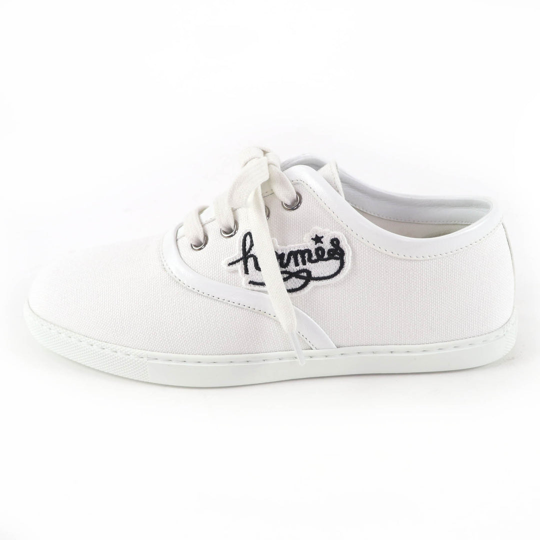 Pristine HERMES Low cut sneakers Innocent Lace-up shoes with logo patch white 36