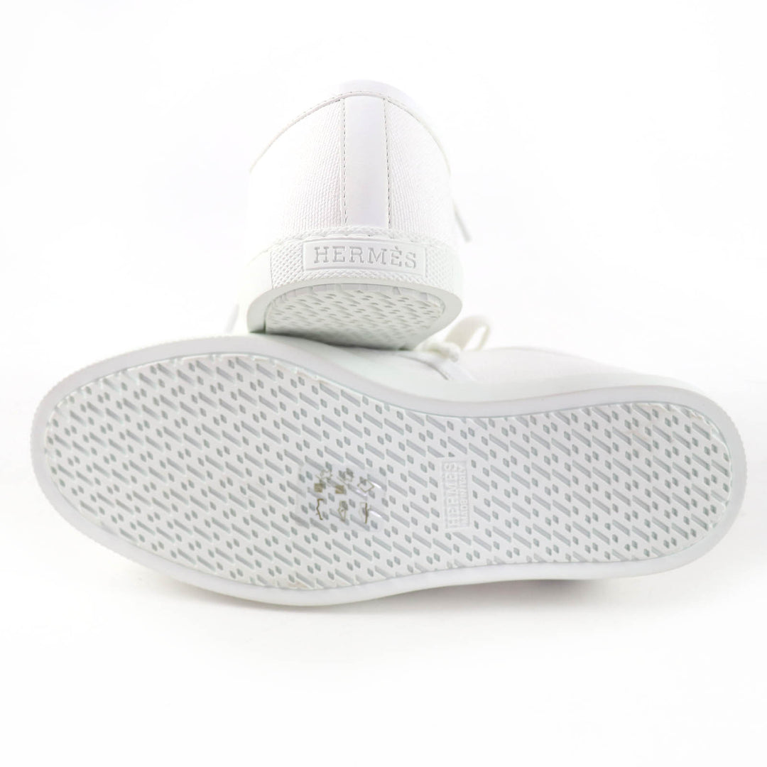 Pristine HERMES Low cut sneakers Innocent Lace-up shoes with logo patch white 36
