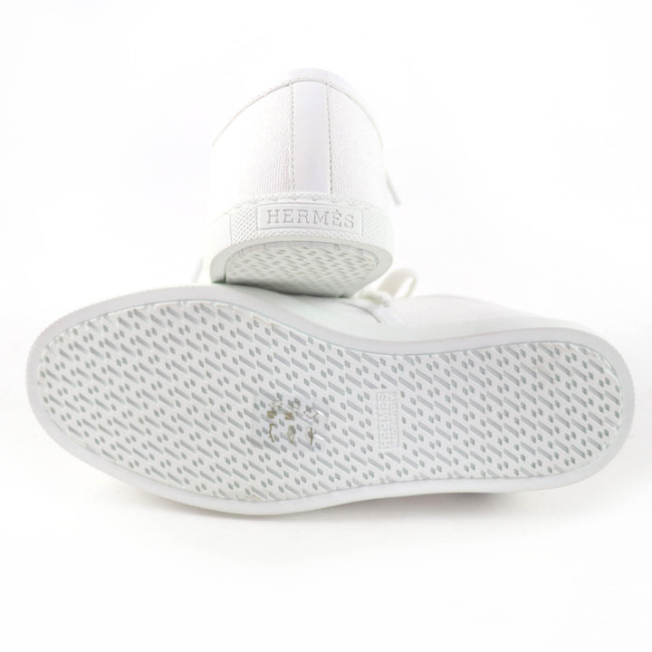 Pristine HERMES Low cut sneakers Innocent Lace-up shoes with logo patch white 36