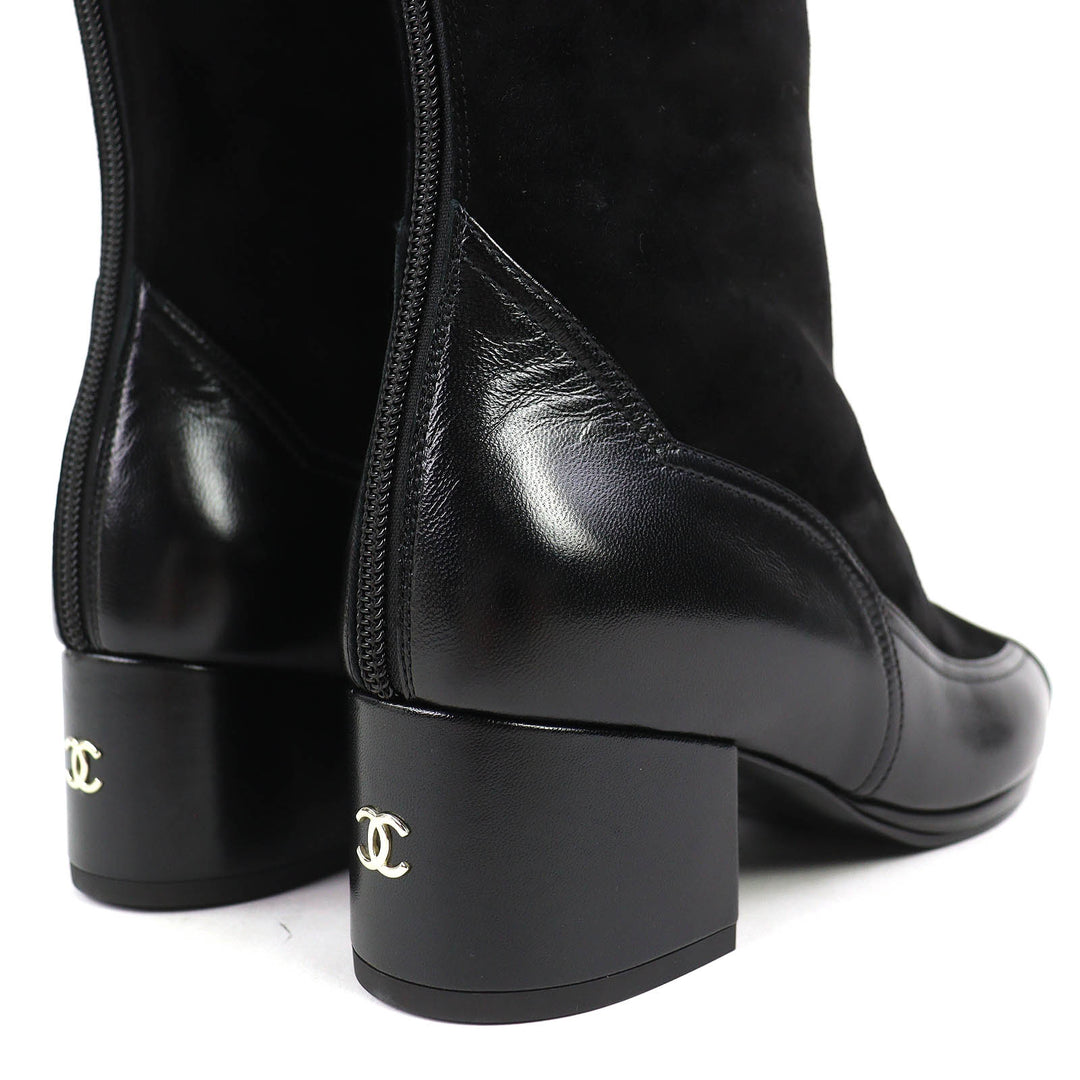 Pristine CHANEL Knee-high boots COCO Mark Back Zip Suede Leather 36 25A G46591