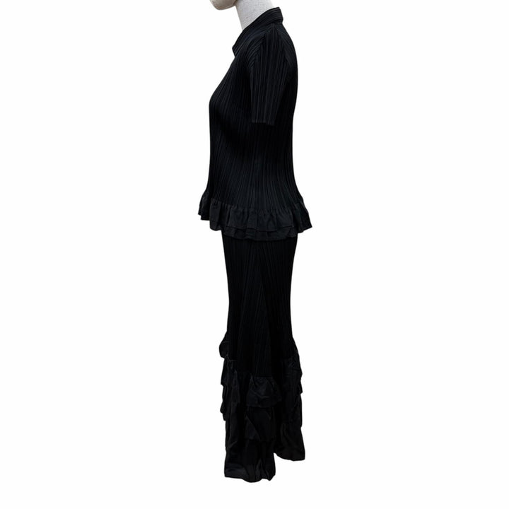 Great PLEATS PLEASE two-piece set Silk-paneled tiered T-shirt and skirt black 3