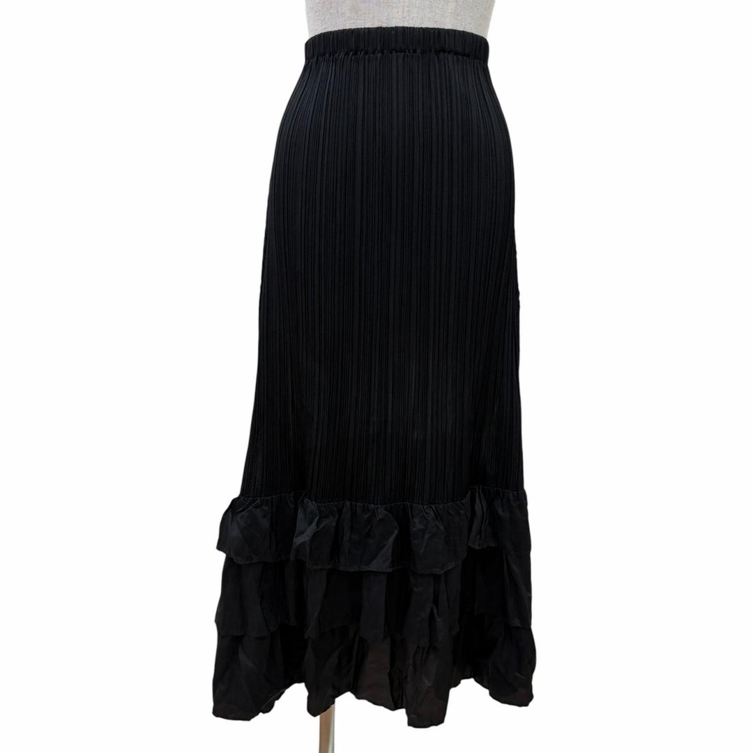 Great PLEATS PLEASE two-piece set Silk-paneled tiered T-shirt and skirt black 3