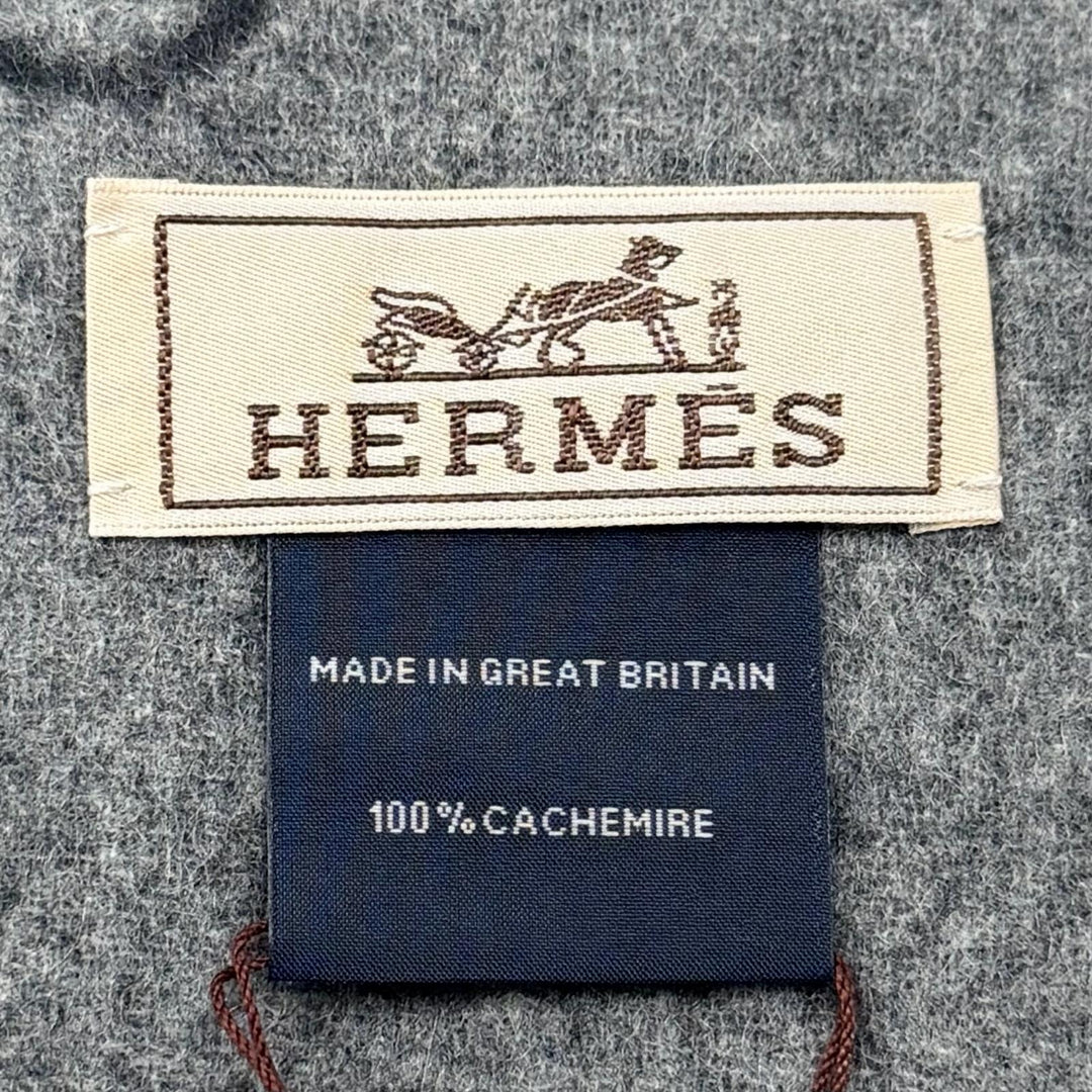 Pristine HERMES Scarf Tête à tête equestre Horse fringe Charcoal gray