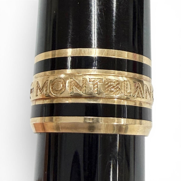 Very Good MONTBLANC Ballpoint pen Meisterstück Classic black mens