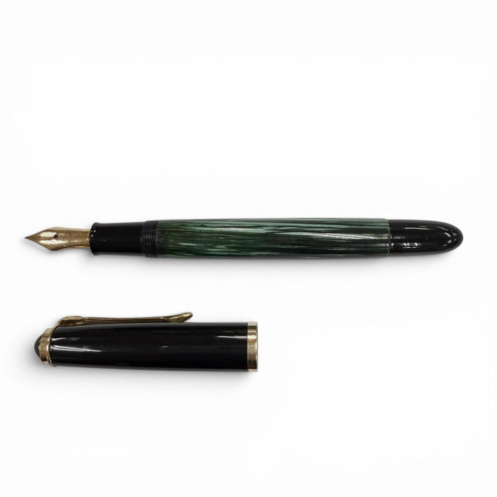 Very Good PERIKAN fountain pen Souverän 400 black 14K mens