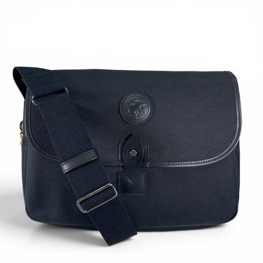 Excellent HUNTING WORLD Messenger bag Safari Today black leather mens