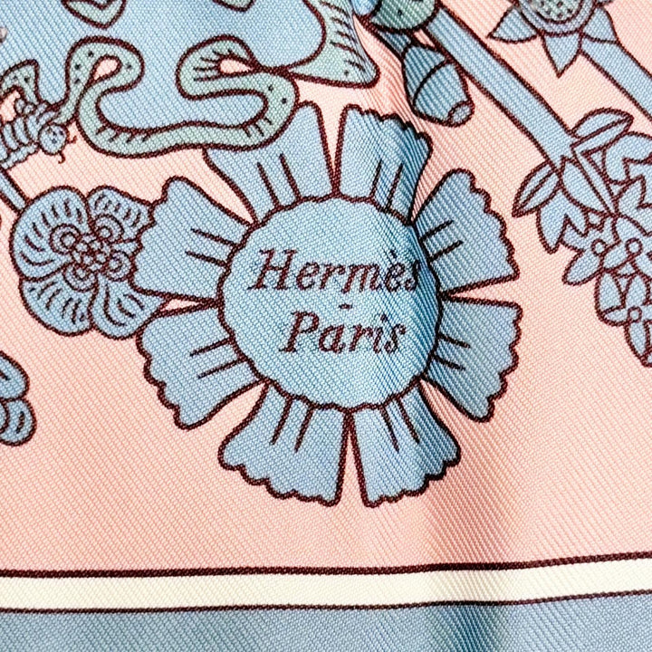 Pristine HERMES scarf The Ombrelle and the Duels Kare 90 double face 903464S
