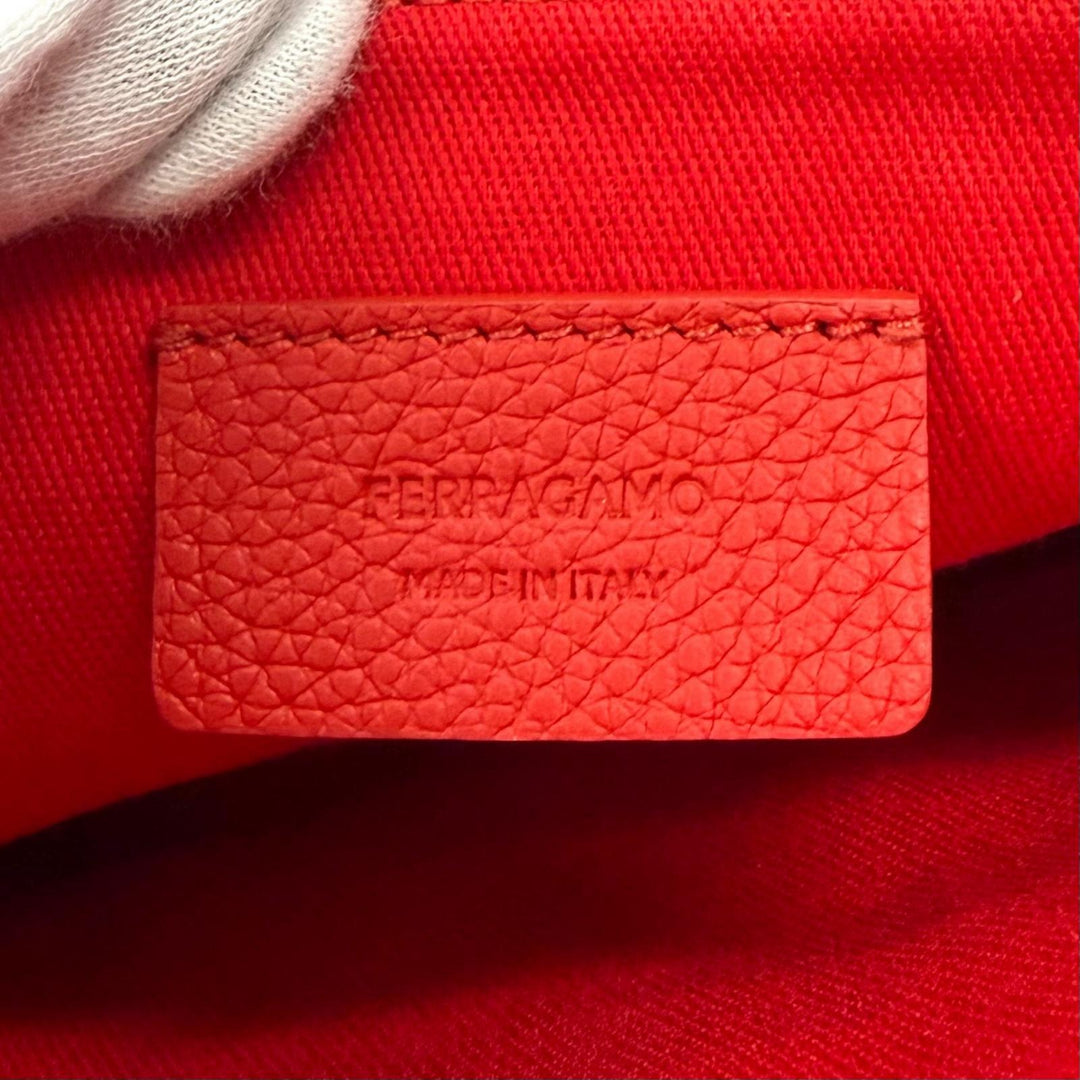 Pristine FERRAGAMO Pouch 2024 Resort Collection Logo Leather blue leather 661322