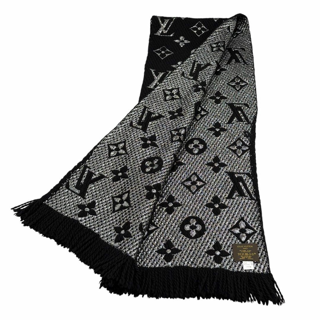 Great LOUIS VUITTON Scarf Escalp Logo Mania Shine With fringe black wool M75833