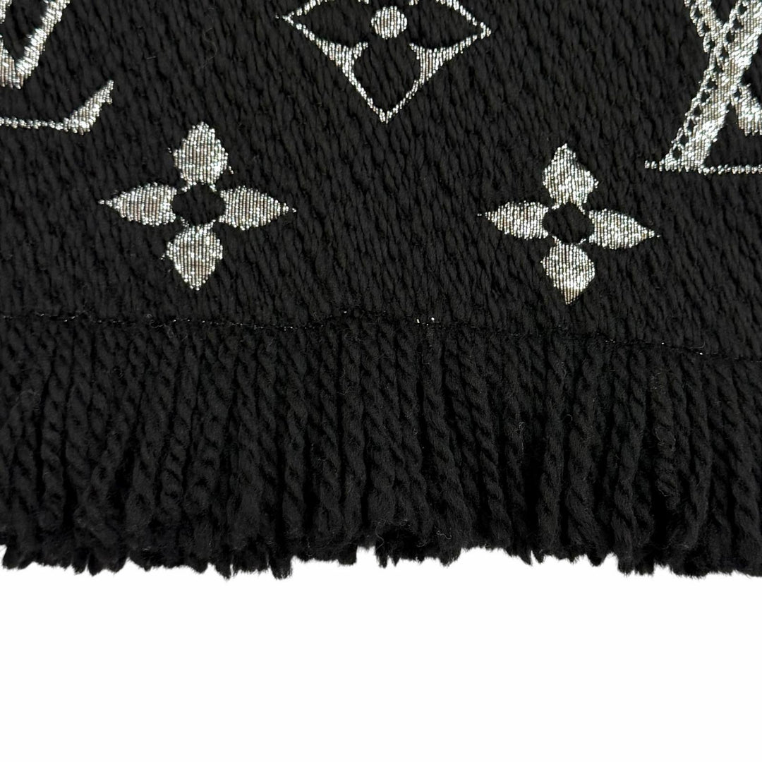 Great LOUIS VUITTON Scarf Escalp Logo Mania Shine With fringe black wool M75833