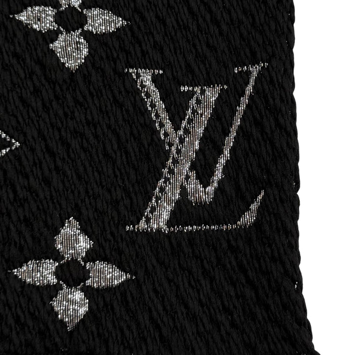 Great LOUIS VUITTON Scarf Escalp Logo Mania Shine With fringe black wool M75833