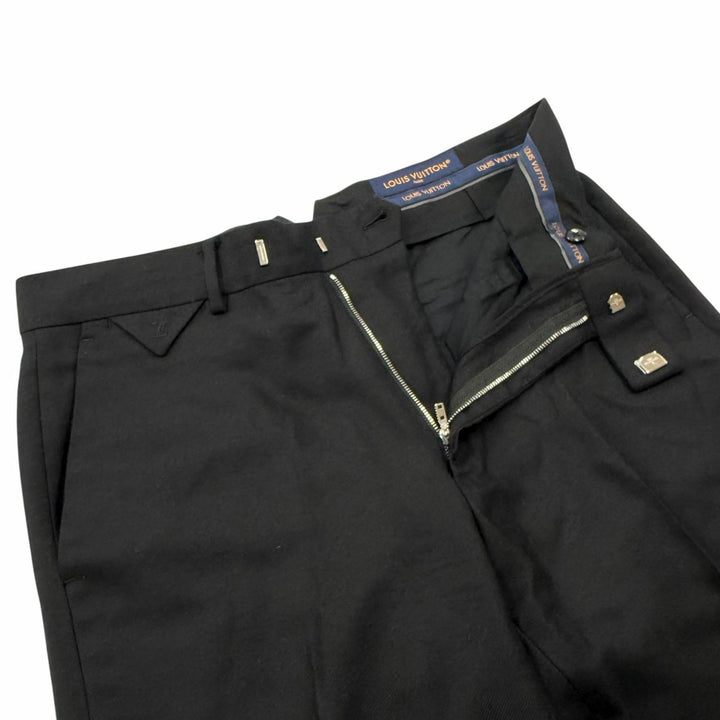 Great LOUIS VUITTON slacks LV logo embroidered center-creased trousers