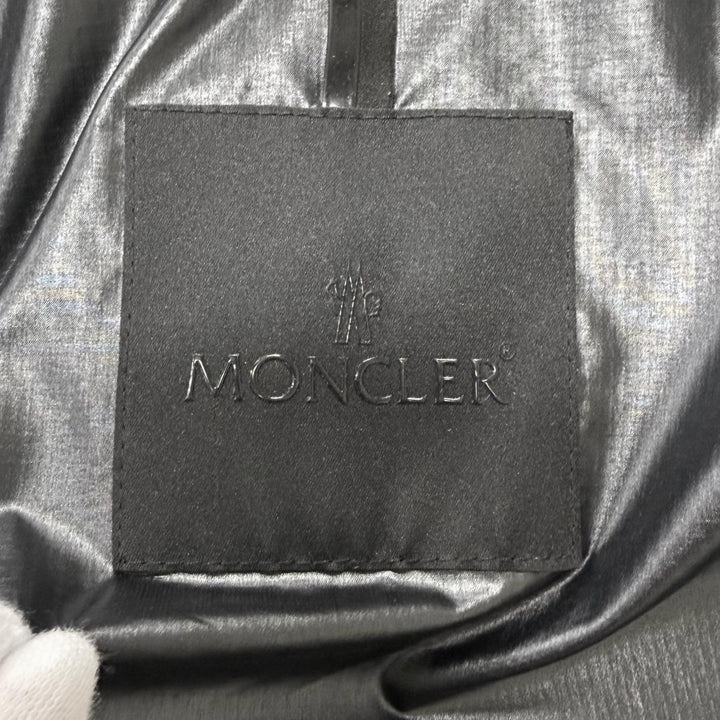 Great MONCLER Down jacket PLUVIS GIUBBOTTO black Nylon mens 00