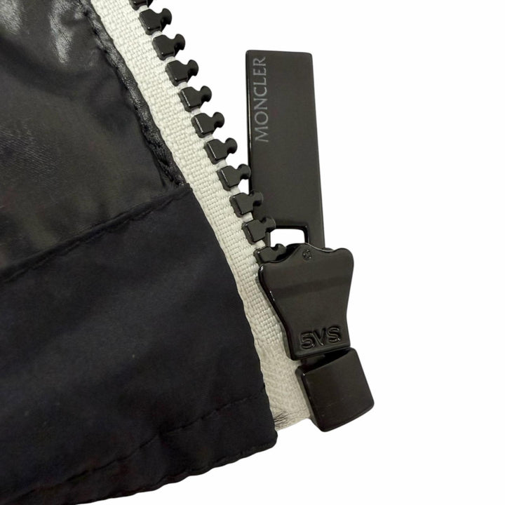 Great MONCLER Down jacket PLUVIS GIUBBOTTO black Nylon mens 00