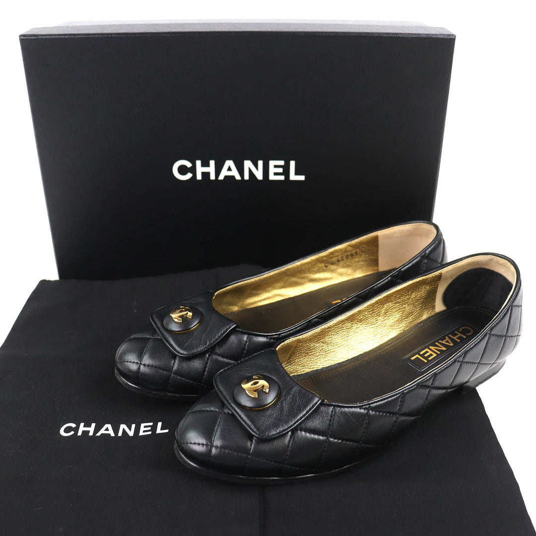 Great CHANEL pumps ballerina COCOMark Matelassé Leather Flat Shoes 38 23A G45047