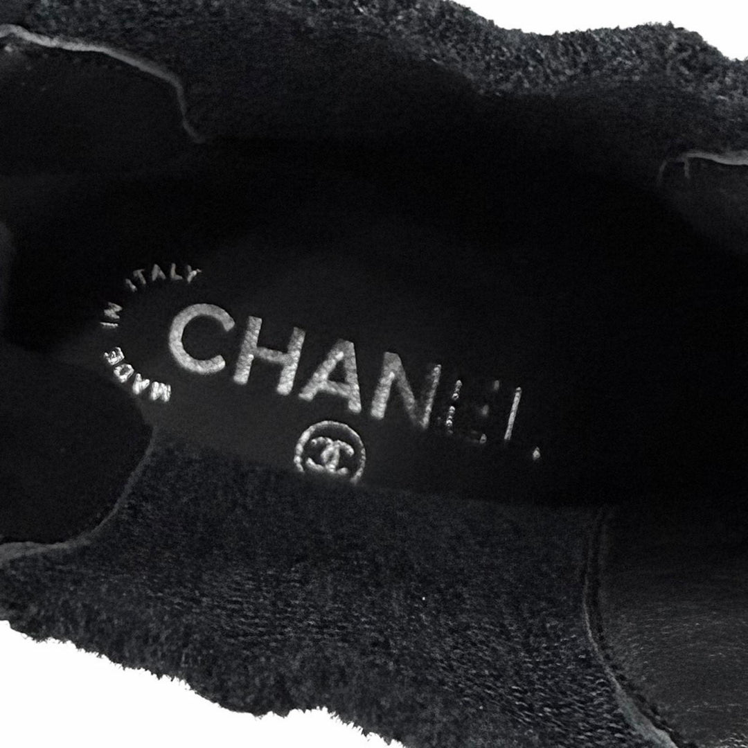 Pristine CHANEL short boots Navy Suede leather Women 38 23B G45190