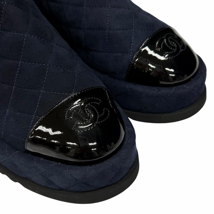 Pristine CHANEL short boots Navy Suede leather Women 38 23B G45190