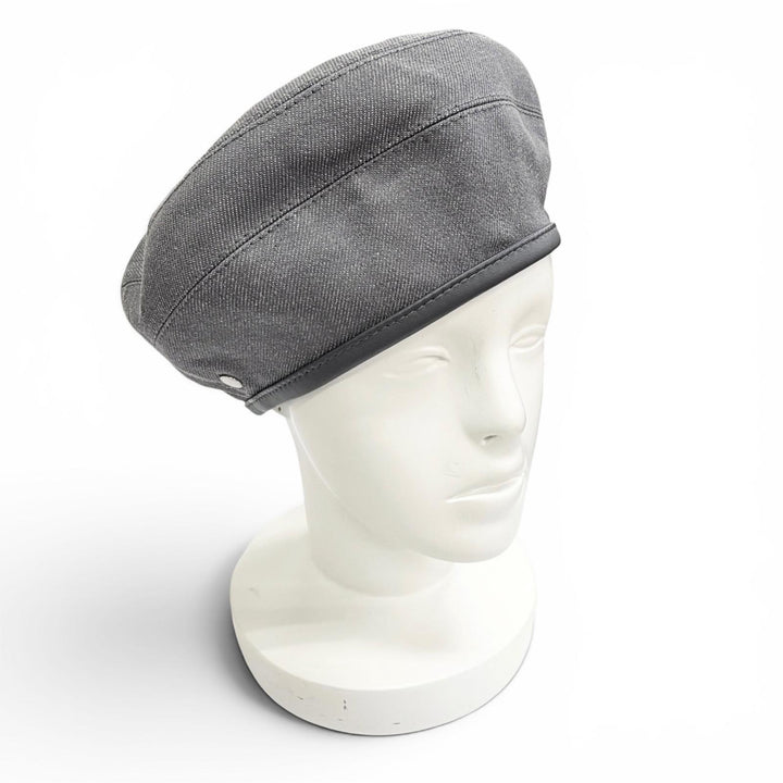 Pristine HERMES beret Saint Honoré Sellier buttons, leather piping gray 57