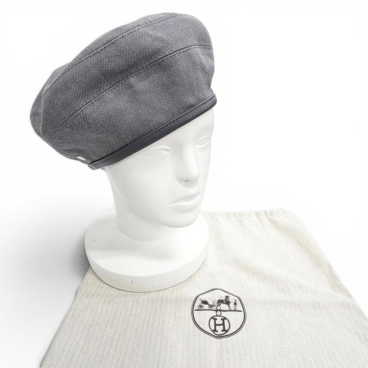 Pristine HERMES beret Saint Honoré Sellier buttons, leather piping gray 57