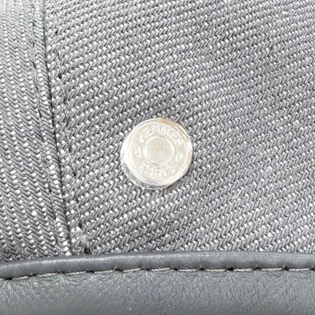 Pristine HERMES beret Saint Honoré Sellier buttons, leather piping gray 57
