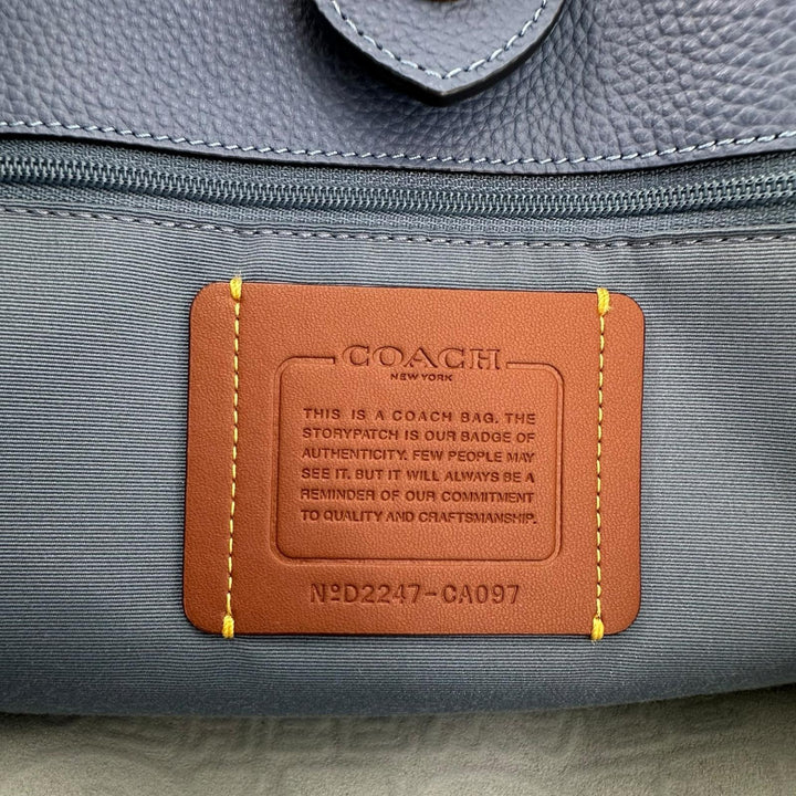 Pristine COACH Tote Bag Kia Tote Color Block Graphic logo Light blue leather