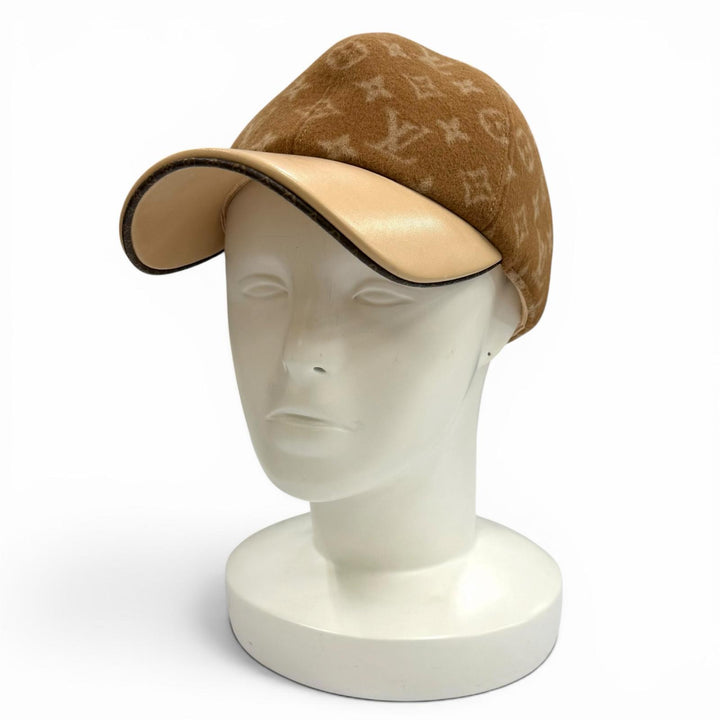 Great LOUIS VUITTON cap Monogram Carry-On Leather Brim Cap leather M M77292