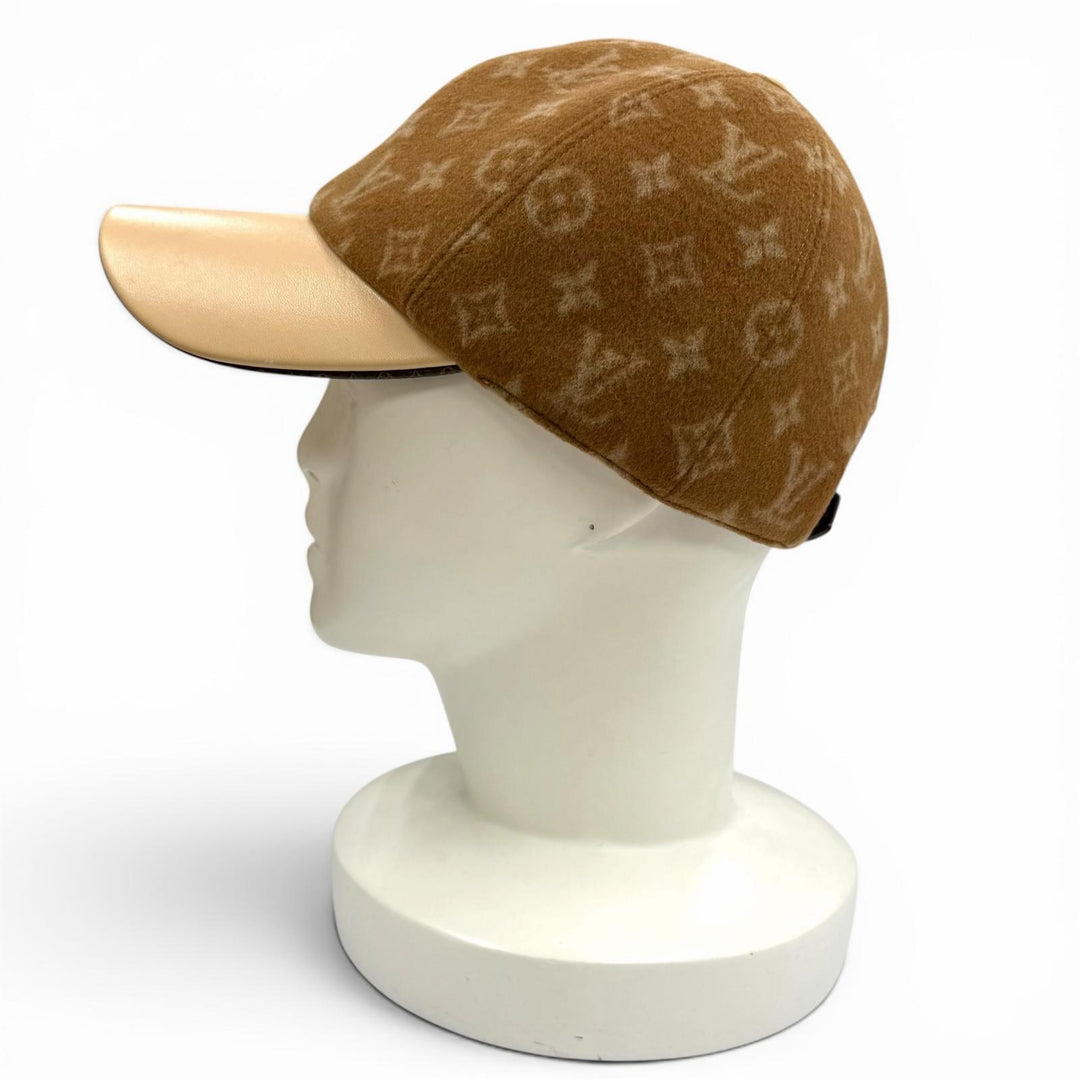 Great LOUIS VUITTON cap Monogram Carry-On Leather Brim Cap leather M M77292