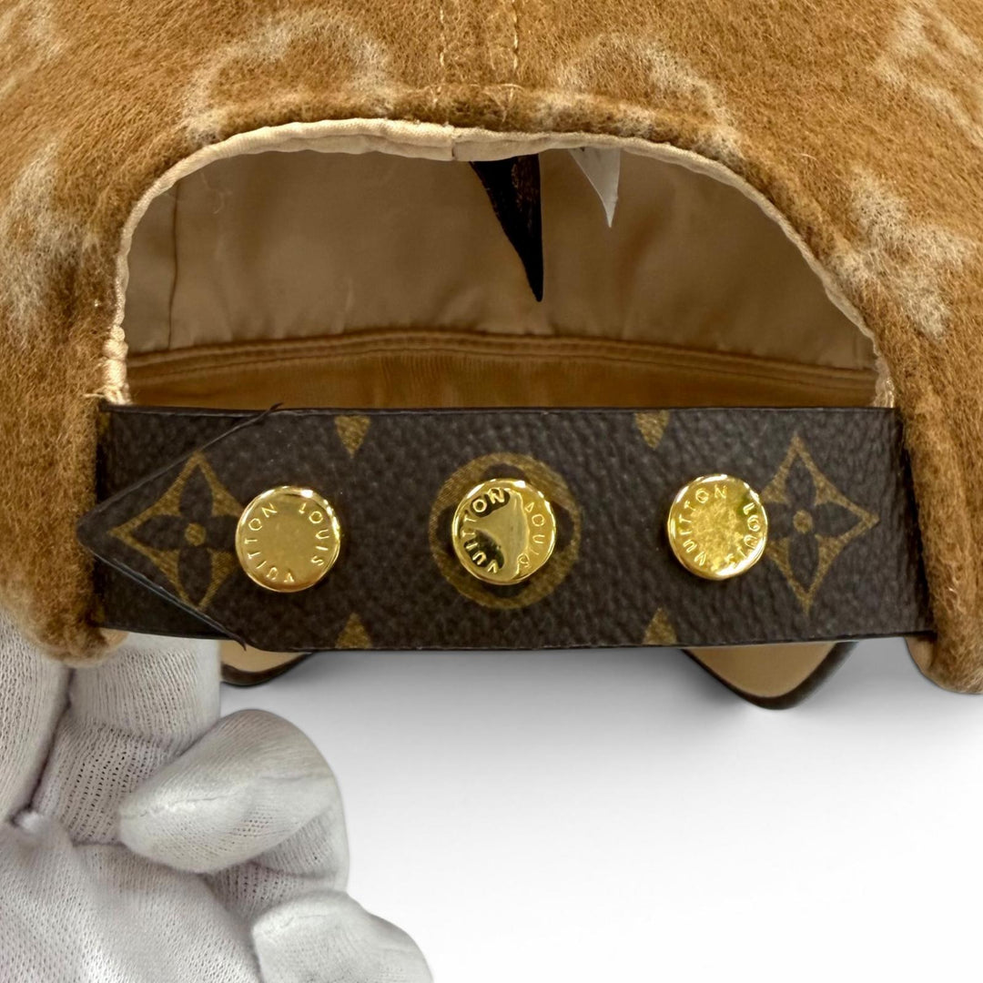 Great LOUIS VUITTON cap Monogram Carry-On Leather Brim Cap leather M M77292