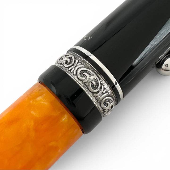 Great DELTA fountain pen Dolcevita Orange black 14K mens