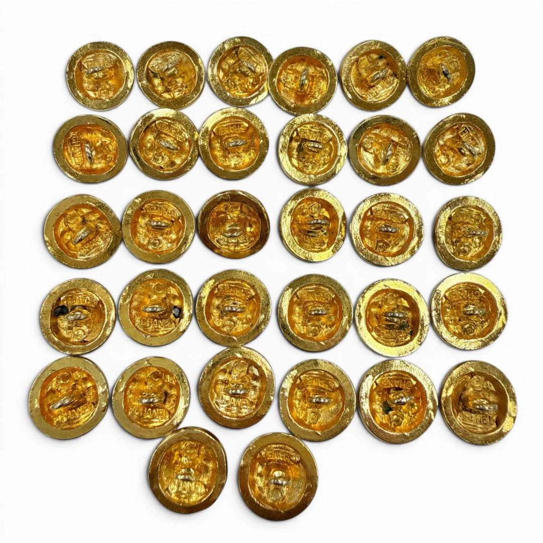 Great CHANEL button COCO Mark Matelassé Gold Button 32-Piece Set gold Women