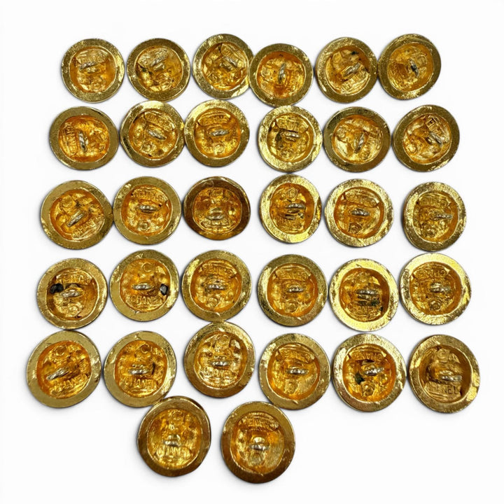 Great CHANEL button COCO Mark Matelassé Gold Button 32-Piece Set gold Women