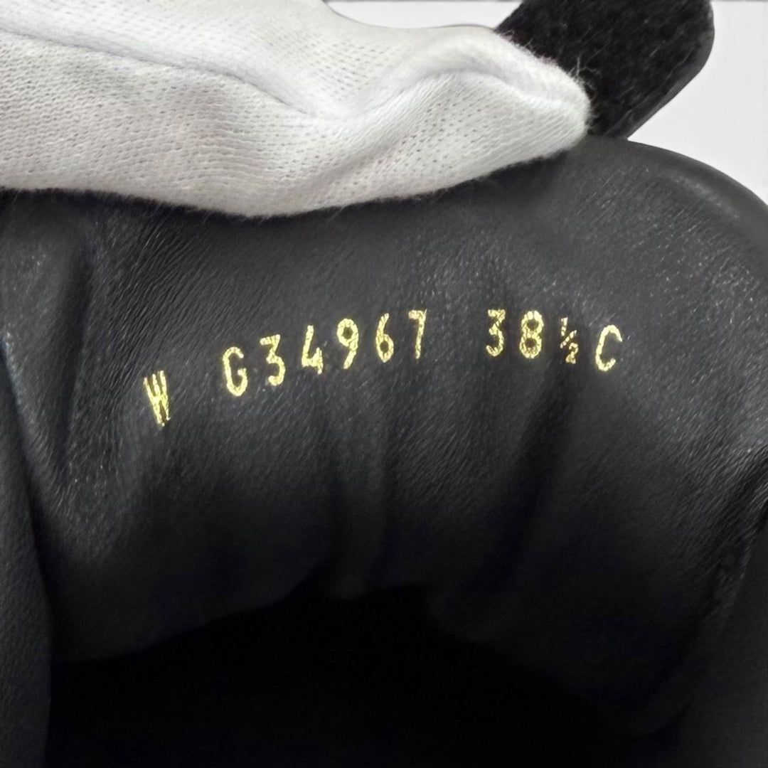 Great CHANEL sneakers COCO Mark Leather Shoes with Metal Logo 38.5 G34967