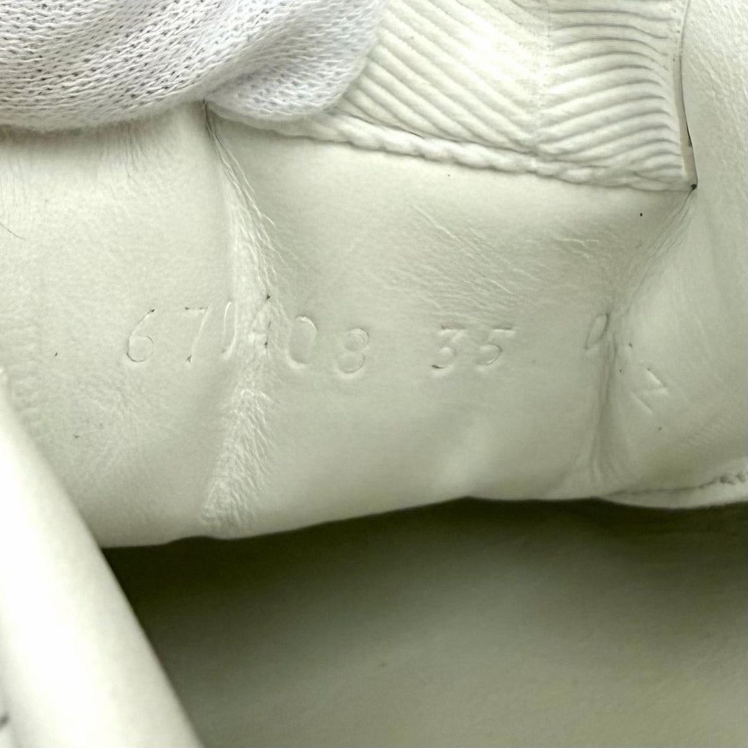 Excellent GUCCI sneakers Logo design, GG pattern, lace-up leather 35 670408