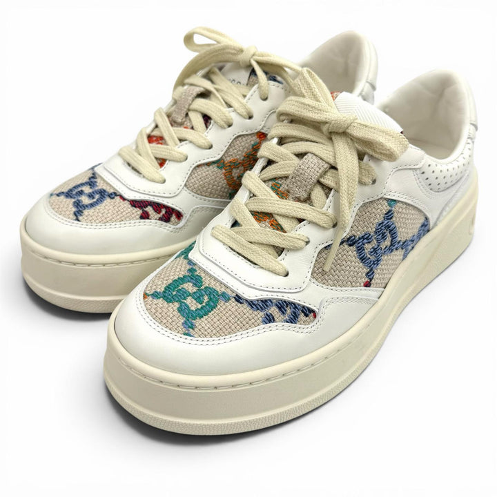 Excellent GUCCI sneakers Logo design, GG pattern, lace-up leather 35 670408