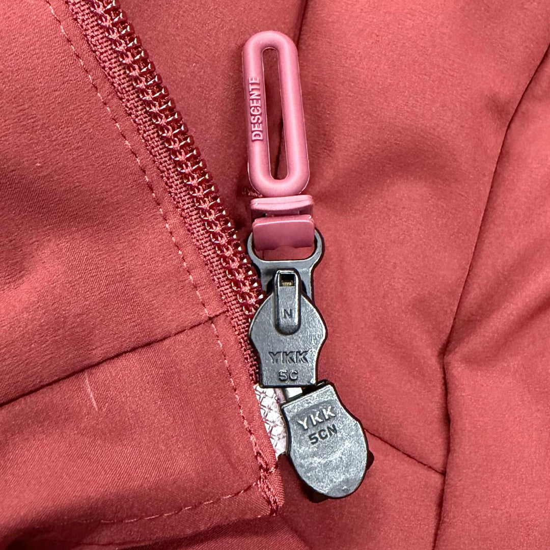 Excellent DESCENTE ALLTERRAIN Down jacket Mizusawa Down Hooded Bordeaux