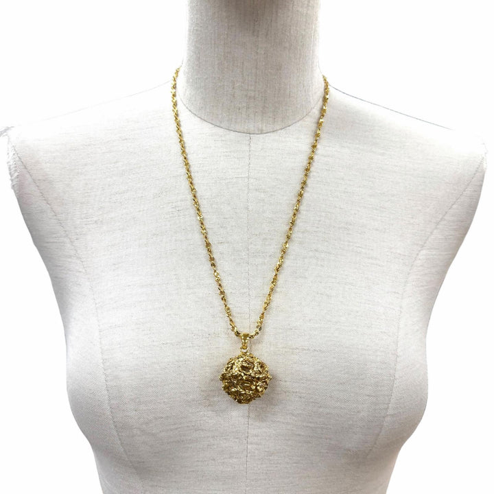 Great YVES SAINT LAURENT Necklace ball gold Women