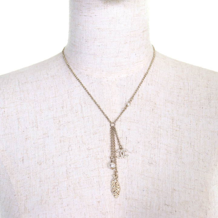 Excellent CHANEL Necklace COCO Mark Feather Pearl Strass gold Women L25S ABF691
