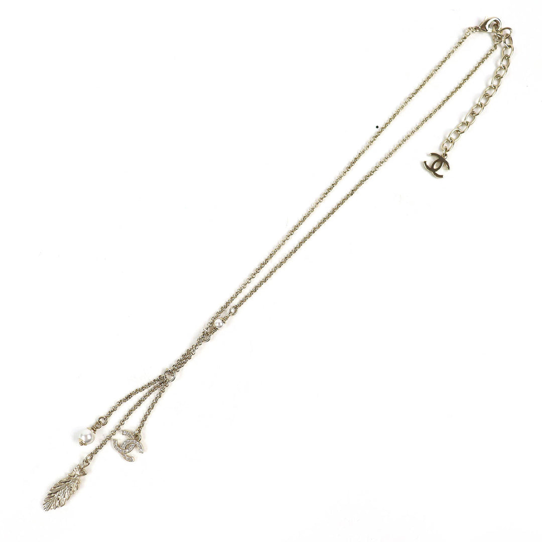 Excellent CHANEL Necklace COCO Mark Feather Pearl Strass gold Women L25S ABF691