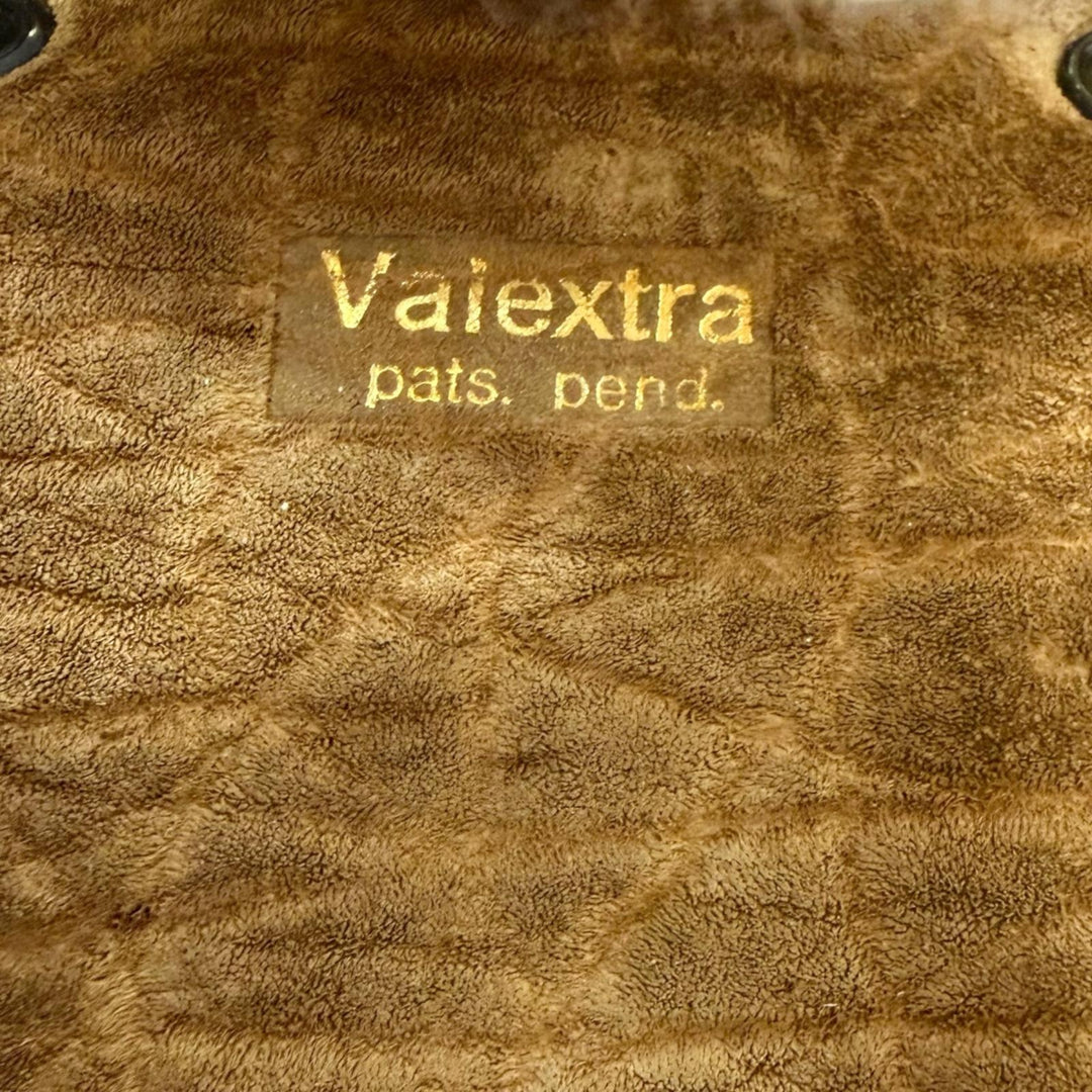 Excellent Valextra Key holder Hippopotamus Leather Tri-fold