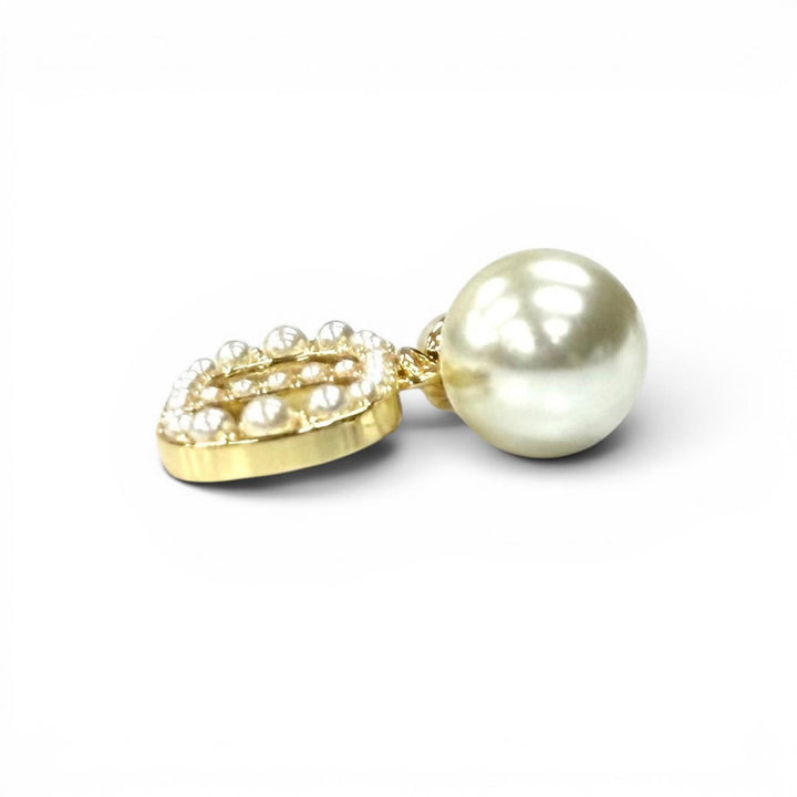 Pristine DIOR Pierce Dior Tribales Pierce CD Crystal Logo Pearl white Women